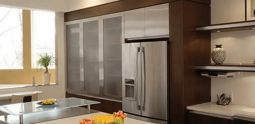 Cabinet door replacement and modern kitchen cabinet upgrade in Evansville, IN